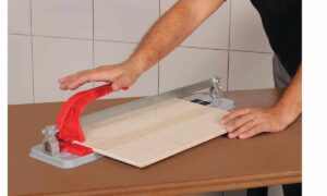 Cortadora manual BASIC-50 Rubí con tope lateral y escuadra 45º