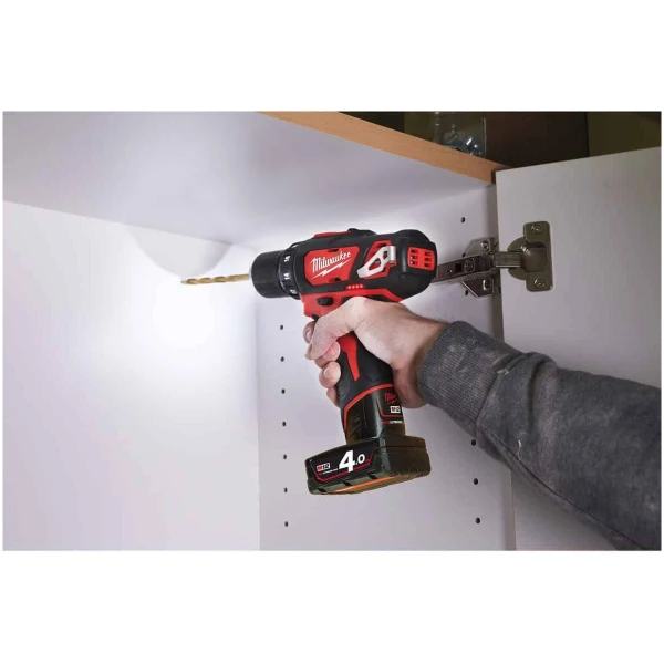Taladro atornillador M12BDD-402C Milwaukee